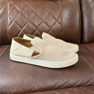 OluKai Pehuea Slip-On Women’s Sneaker